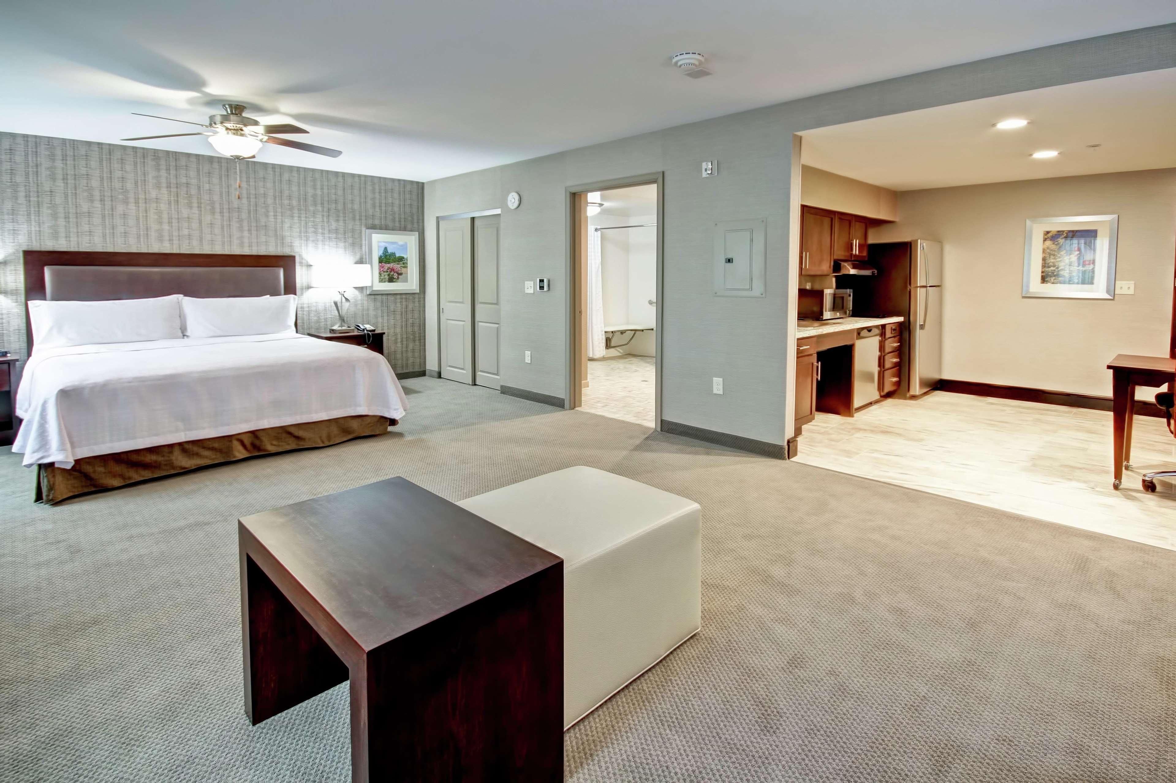 Homewood Suites By Hilton Bridgewater/Branchburg Exterior photo